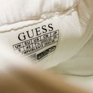 Guess Elbina Sneakers Basse Bianco Beige Casual