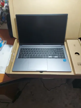 Samsung Galaxy Book 15,6 Nuovo