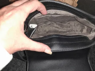 Solo Soprani borsetta nera tracolla