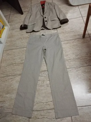 Traje de chaqueta y pantalón Mango