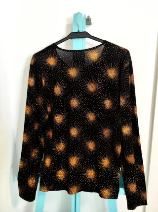 Blusa vintage fiesta negra y dorada. Años 90