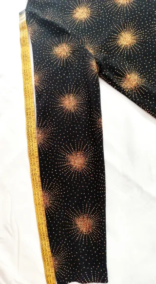 Blusa vintage fiesta negra y dorada. Años 90