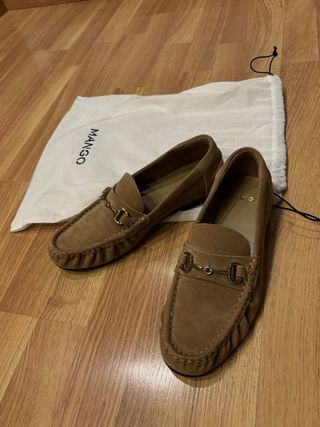 Mocasines Mango Marrones con Detalle Dorado
