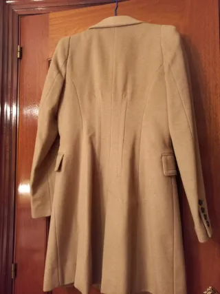 Abrigo Zara Beige Talla M