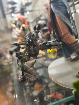 Figura Hecatonquiro Final Fantasy XIII