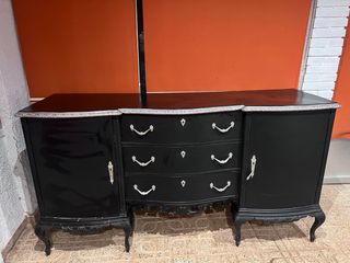 Aparador antiguo madera negro y plata
