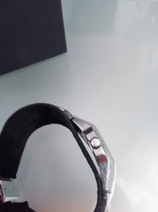 Reloj Lotus Hombre Rojo y Plateado