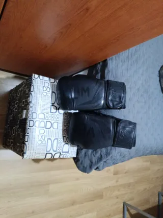 Guantes de boxeo a estrenar *nuevos*