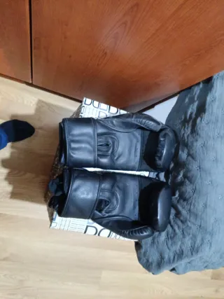 Guantes de boxeo a estrenar *nuevos*