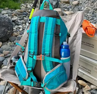 Mochila senderismo 30L gris perla NUEVA