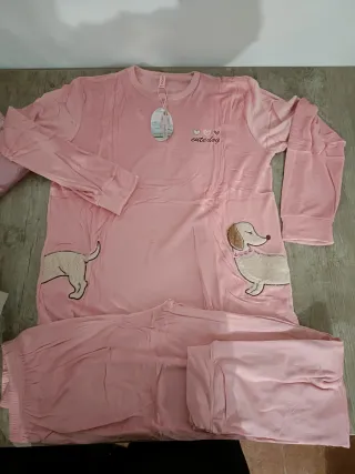 Pijama mujer terciopelo rosa perro