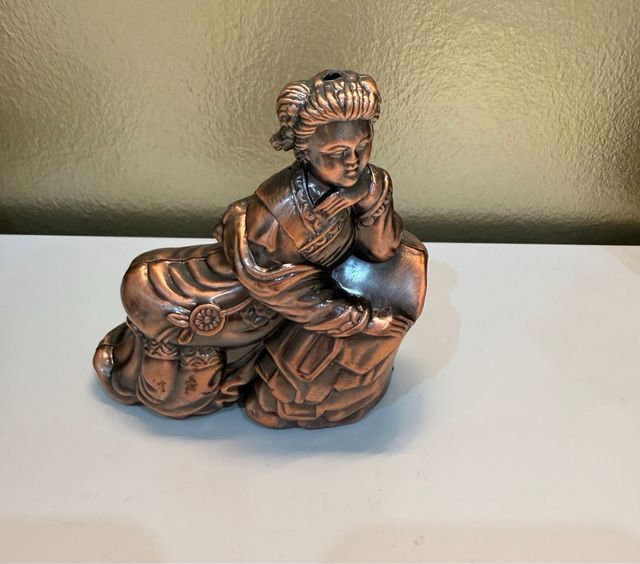 Figura de Bronce De Colección