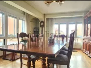 ALQUILO HABITACION ZONA SANTA BARBARA