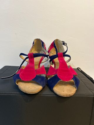 Zapatos de baile salón azul y rosa