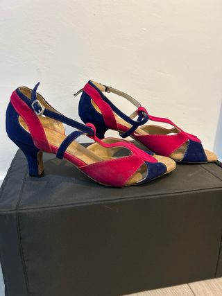 Zapatos de baile salón azul y rosa
