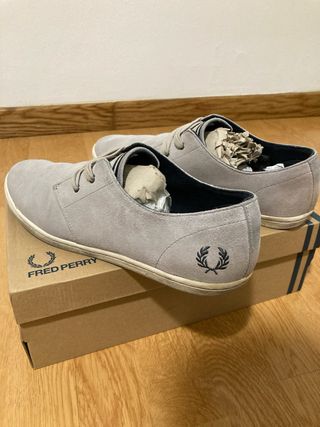 Fred Perry B7401 Gris Taupe Zapatillas