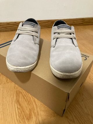 Fred Perry B7401 Gris Taupe Zapatillas