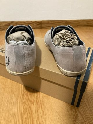 Fred Perry B7401 Gris Taupe Zapatillas