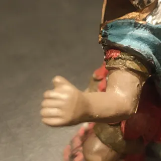 Figura de resina de romano armado