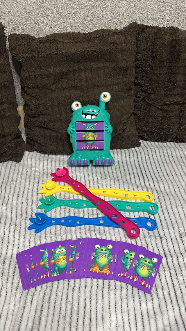 Juego de mesa Caza Monstruos Educa