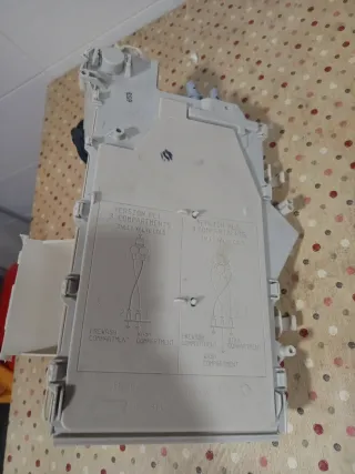 Cajetín dosificador de detergente lavadora AEG
