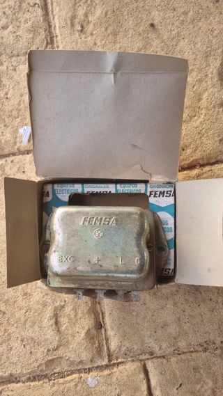Regulador FEMSA SEAT 124,1430