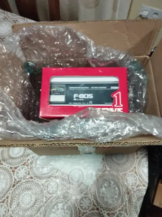 Cargador de baterías ferve f805 nuevo