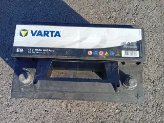 Batería Varta 12V 70Ah 640A