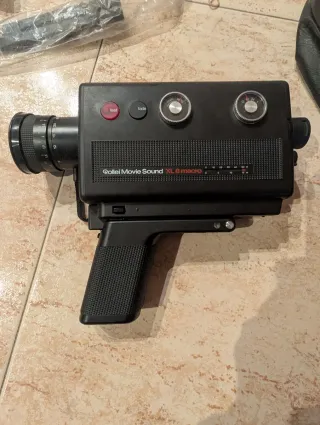 Proyector y 2 cámaras cine Bauer