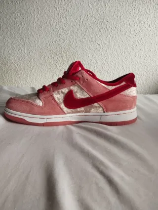 Nike Dunk SB Strangelove