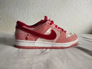 Nike Dunk SB Strangelove