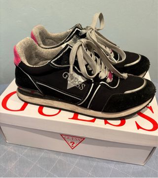 Zapatillas GUESS talla 38