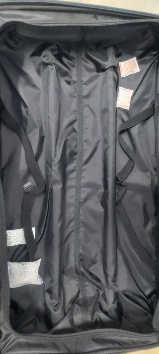 Maleta de viaje Eastpak