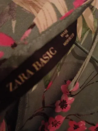 Vestido verde con estampado de grullas