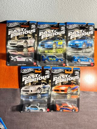 Hot Wheels - carros variados