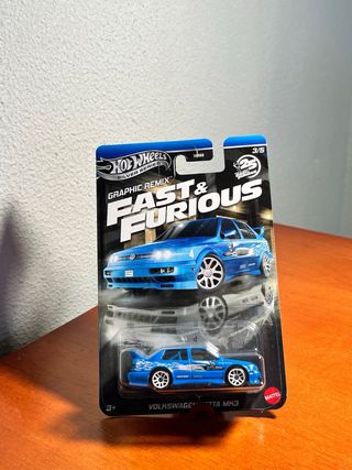 Hot Wheels - carros variados
