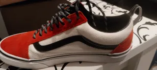 Zapatillas Vans Old Skool Rojas y Blancas