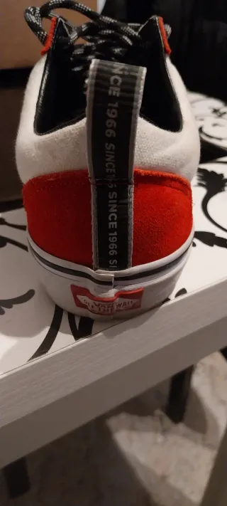 Zapatillas Vans Old Skool Rojas y Blancas