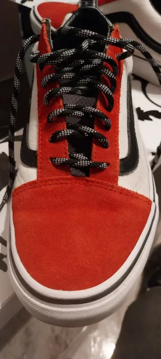 Zapatillas Vans Old Skool Rojas y Blancas