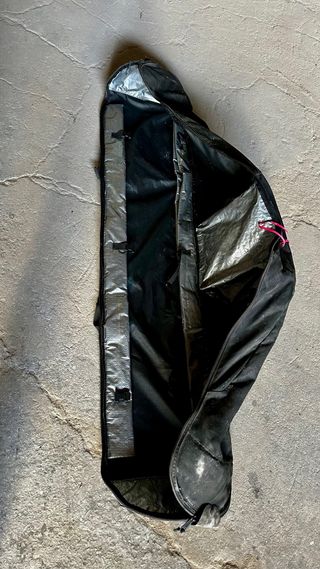 Tabla Snow BURTON 1,47m con Fijaciones TIJUANA