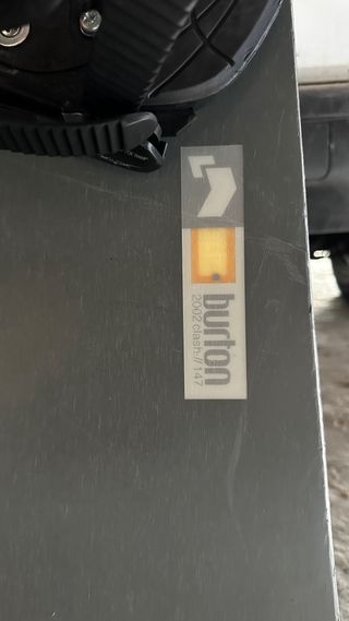 Tabla Snow BURTON 1,47m con Fijaciones TIJUANA