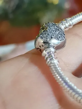 Pulsera Pandora 18 cm. Se entrega con su caja