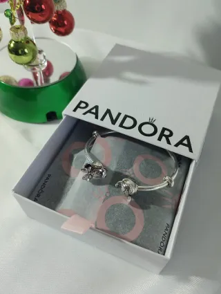 Pulsera Pandora 18 cm. Se entrega con su caja