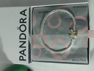 Pulsera Pandora 18 cm. Se entrega con su caja