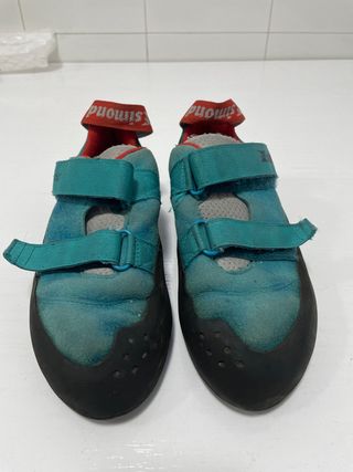 Pies de gato Simond azules y turquesa