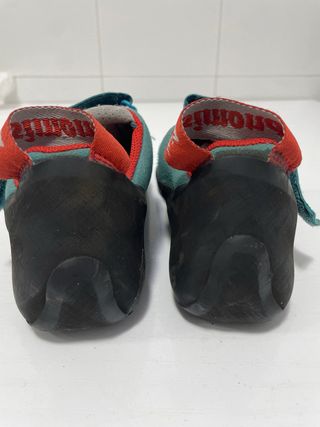 Pies de gato Simond azules y turquesa