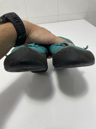 Pies de gato Simond azules y turquesa