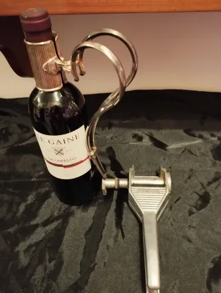 Porta bottiglia brevettato E.P. Zing Cavatappi vin