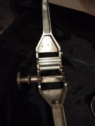 Porta bottiglia brevettato E.P. Zing Cavatappi vin