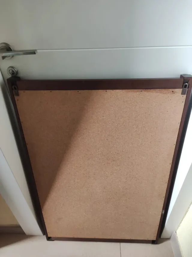 Espejo grande de madera